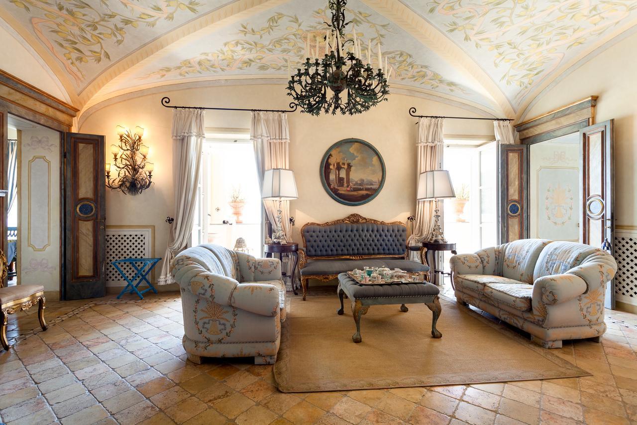 Casa Raiola By Caprirooms Exteriör bild