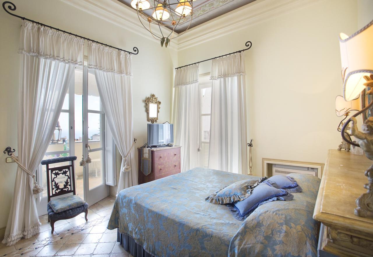 Casa Raiola By Caprirooms Exteriör bild